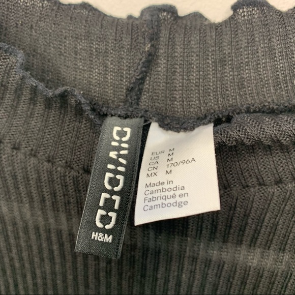 🧡3/$30 H&M Sheer Black Mock-neck Long sleeve size Medium - Picture 4 of 6